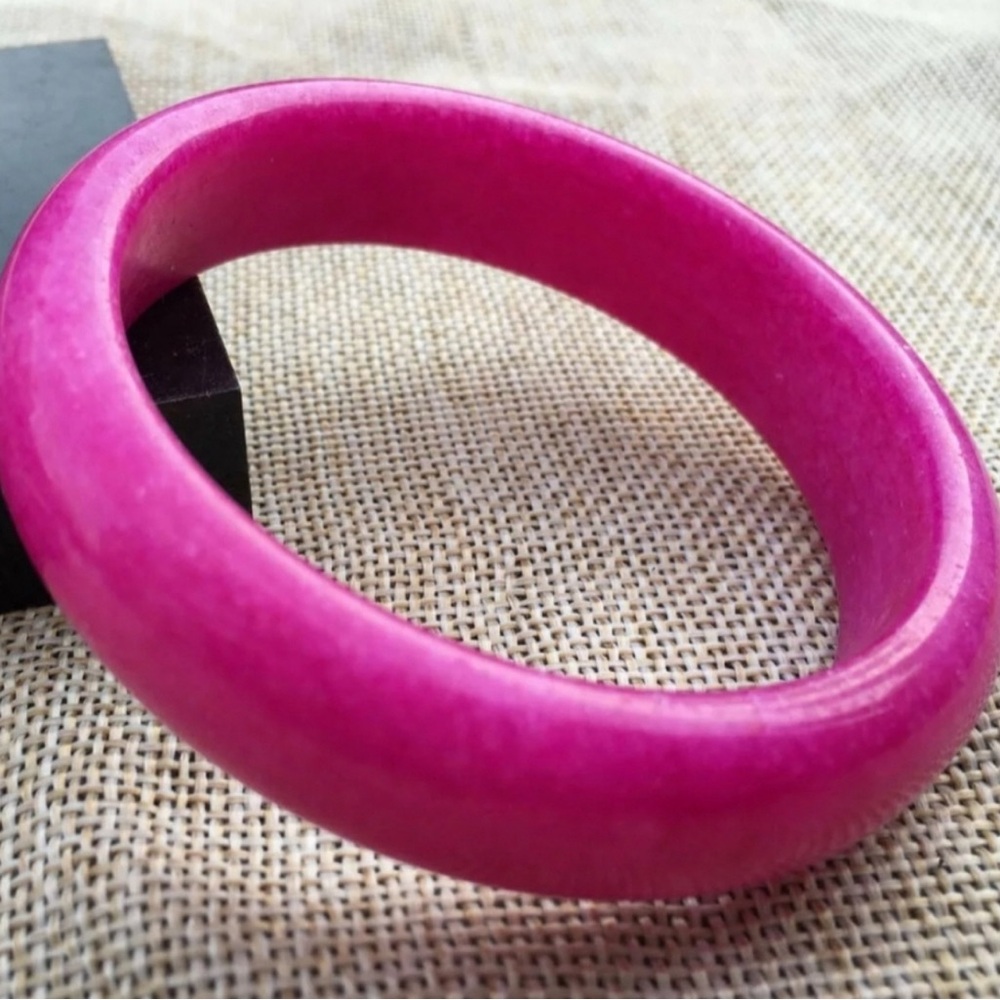 62MM Pink Jade Bracelet Handmade
Statue Bracelet Bangle